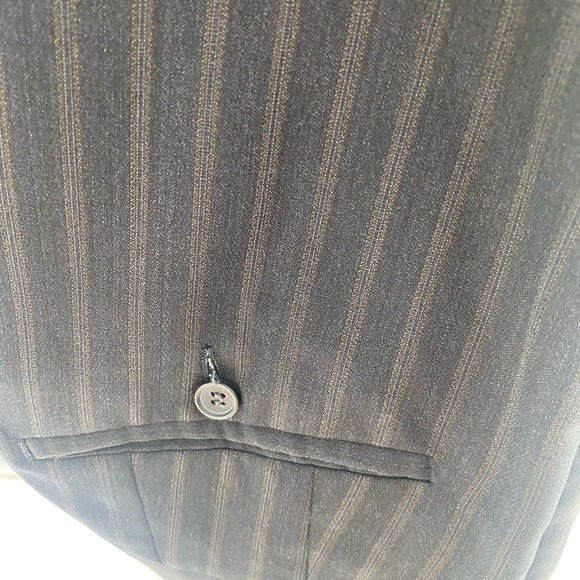 Men's Finn's On Broadway Suit Blazer - Picture 10 of 16